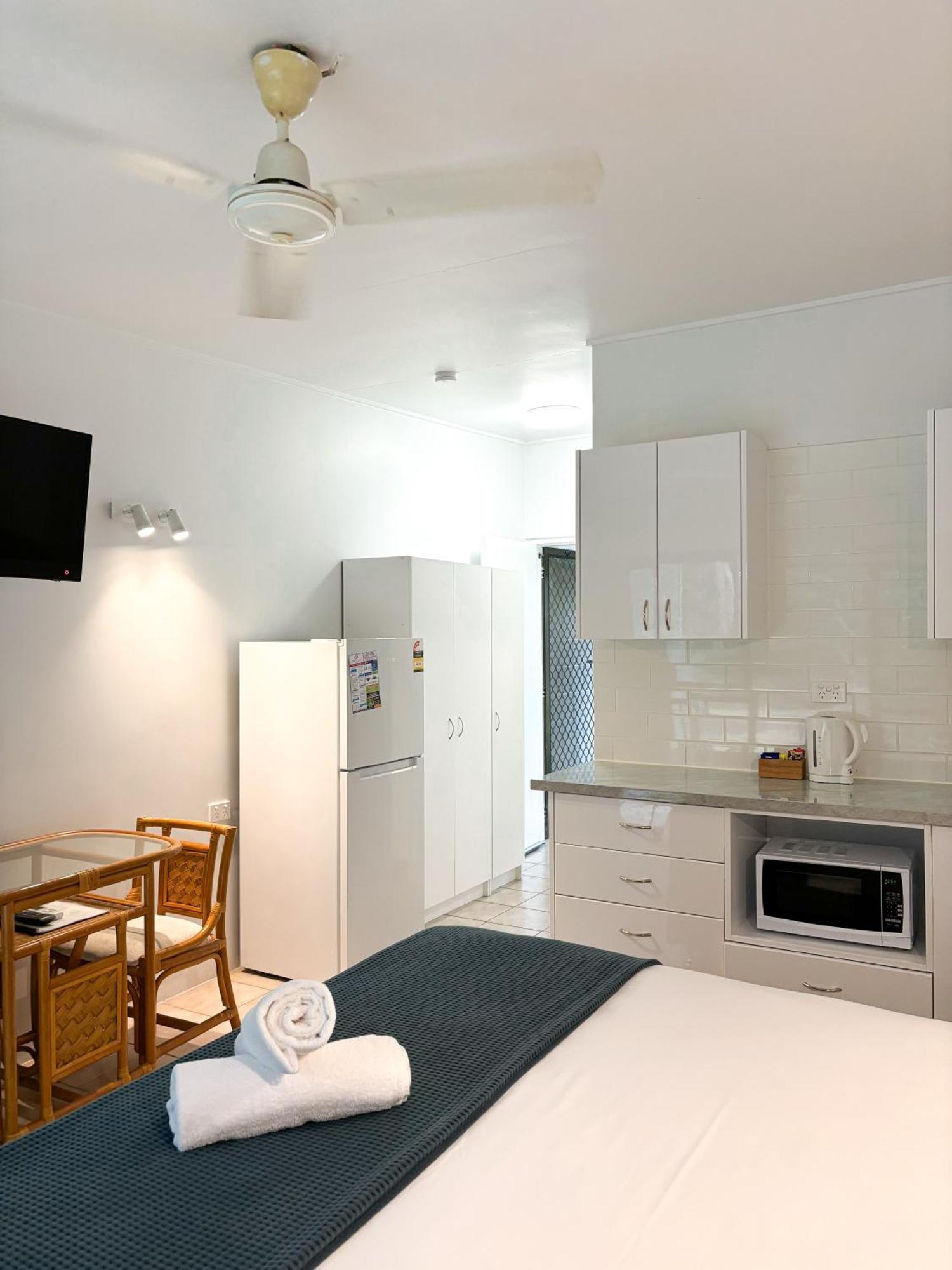 Amaroo On Mandalay, Magnetic Island Hotel Nelly Bay Buitenkant foto